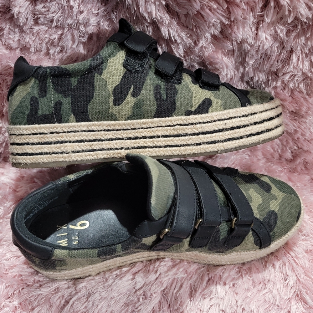 Gently Used Platform Camo Sneakers